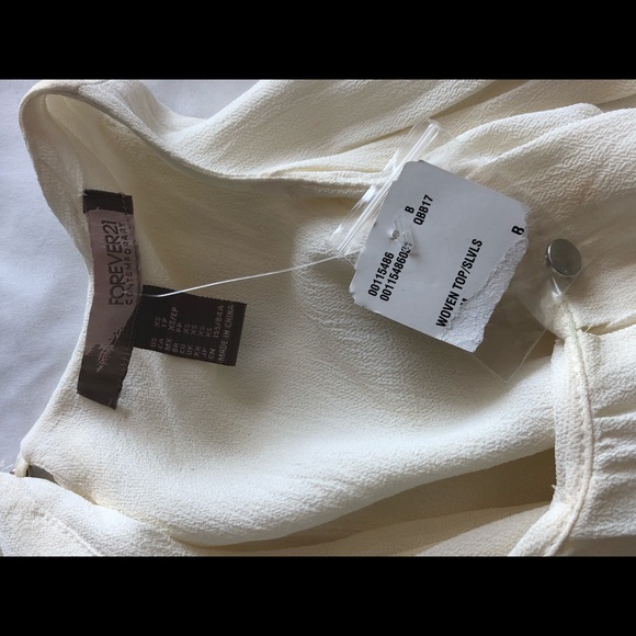 Forever 21 white blouse - Picture 6 of 6